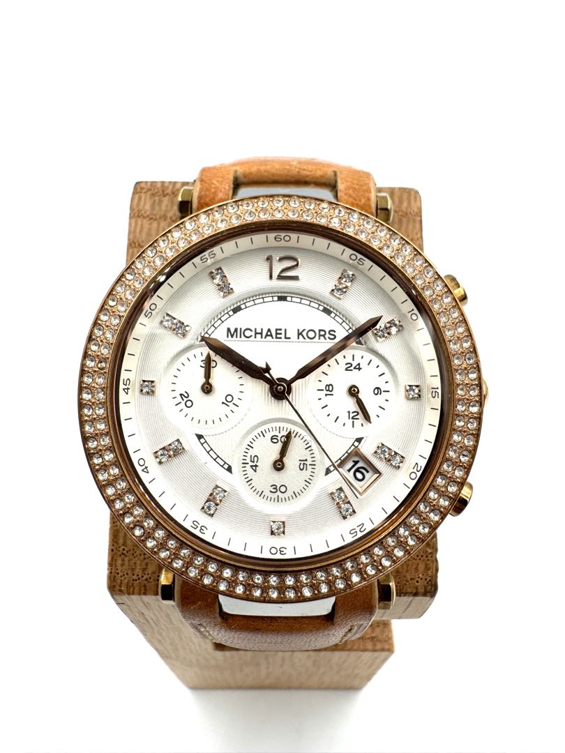 Michael Kors Analog Quartz Women Chronograph Watch