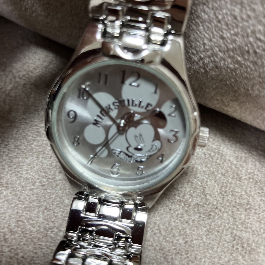Analog Quartz Women