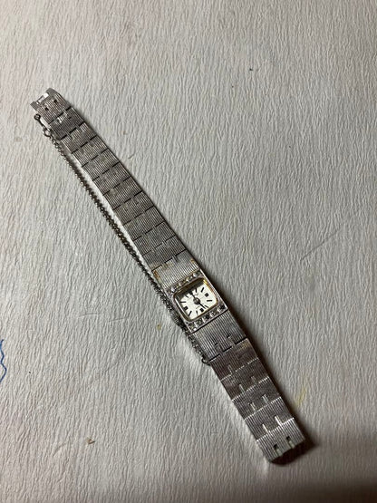 Analog Mechanical (Manual) Women