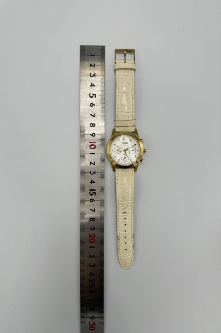Guess Analog Quartz Men Chronograph Watch