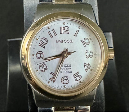 Citizen Wicca B031-S03933 Analog Quartz Women