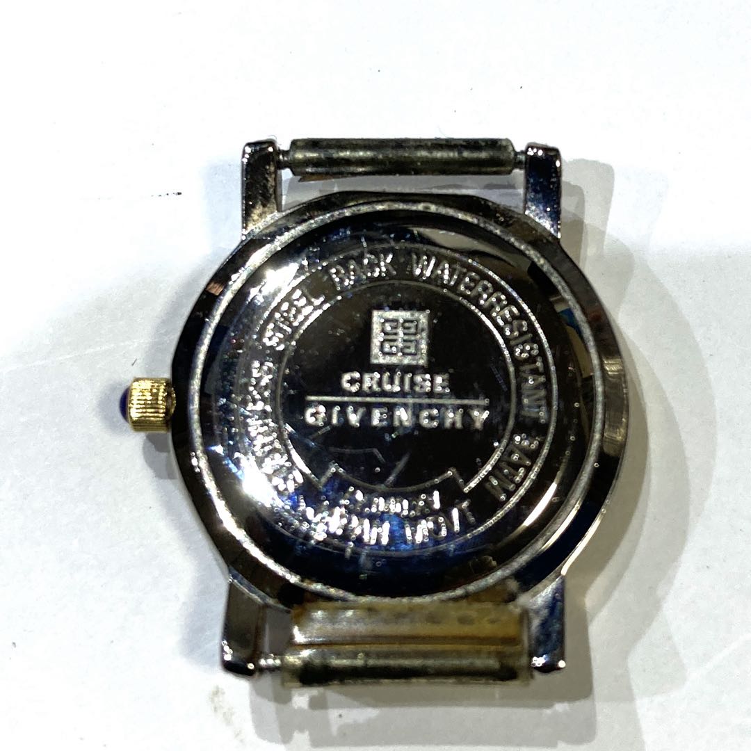 Givenchy Analog Quartz Women