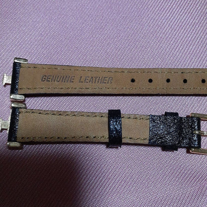 La Tour Eiffel Analog Quartz Women