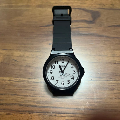 Casio MW-240 Analog Quartz Men