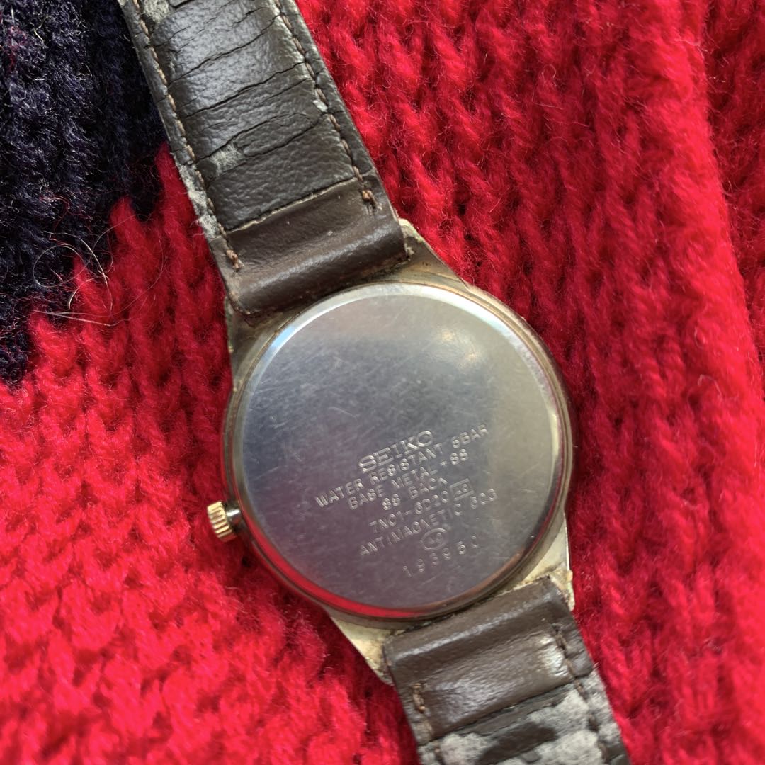 Seiko Avenue 7N01-6D20 Analog Quartz Men