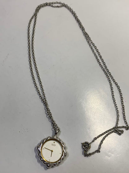 Quartz Women