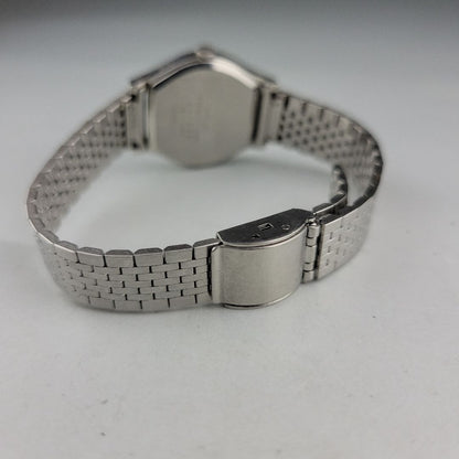 Seiko X22MM Analog Quartz Women
