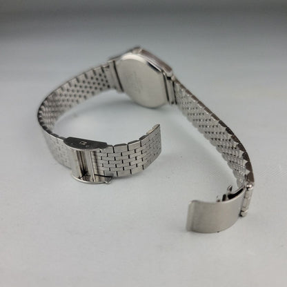 Seiko X22MM Analog Quartz Women