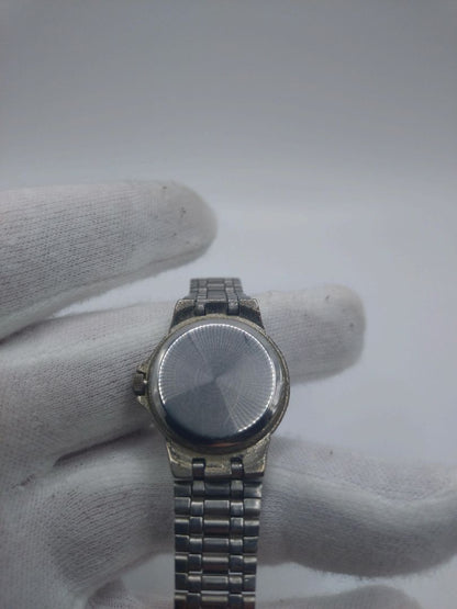 julius valentino Analog Quartz Women