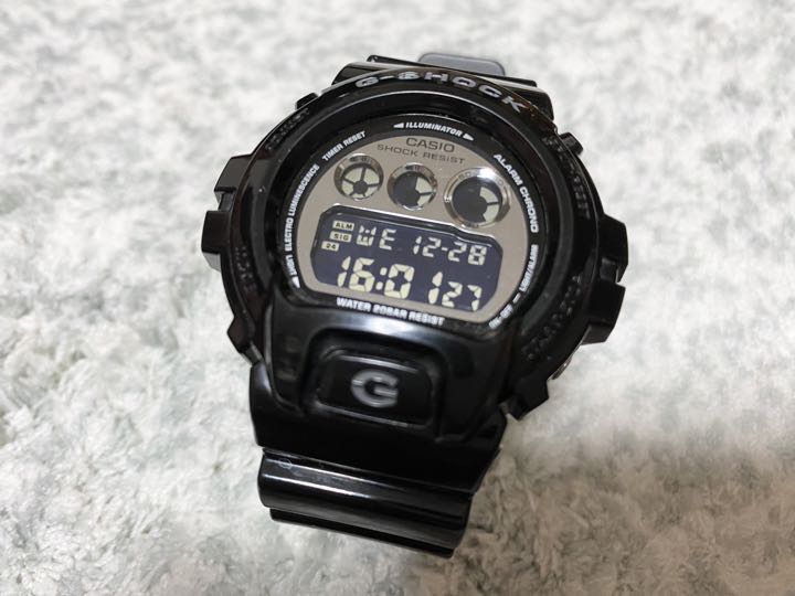 G-shock DW-6900NB Digital Quartz Men