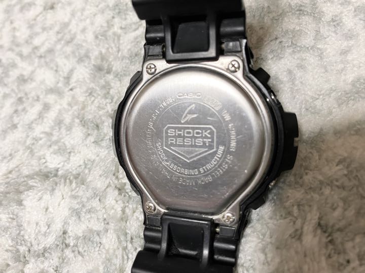 G-shock DW-6900NB Digital Quartz Men
