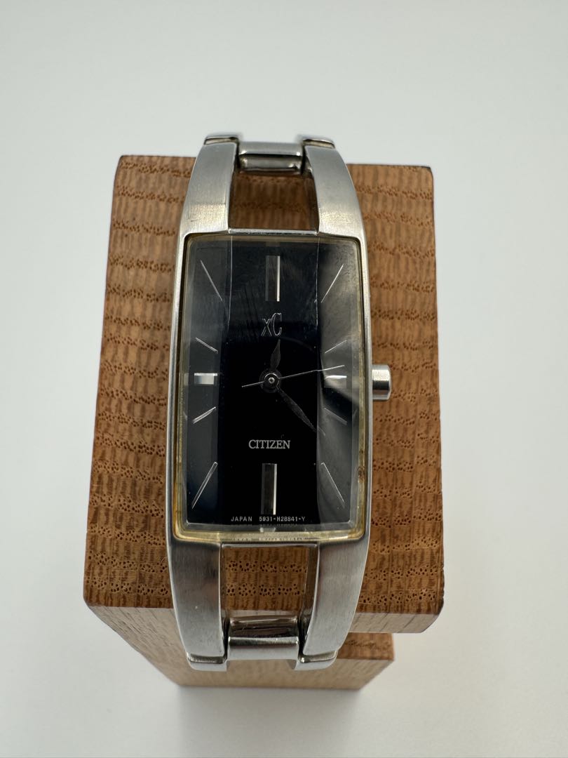Citizen xC 5931-H16301 Analog Quartz (Battery) Women Vintage Black Rectangle Ladies Bangle Watch Head