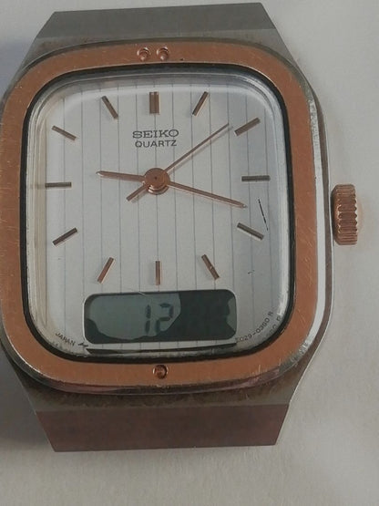 Seiko E029-5250 Digital-Analog Quartz Women Hybrid Ani-Digi Running Item