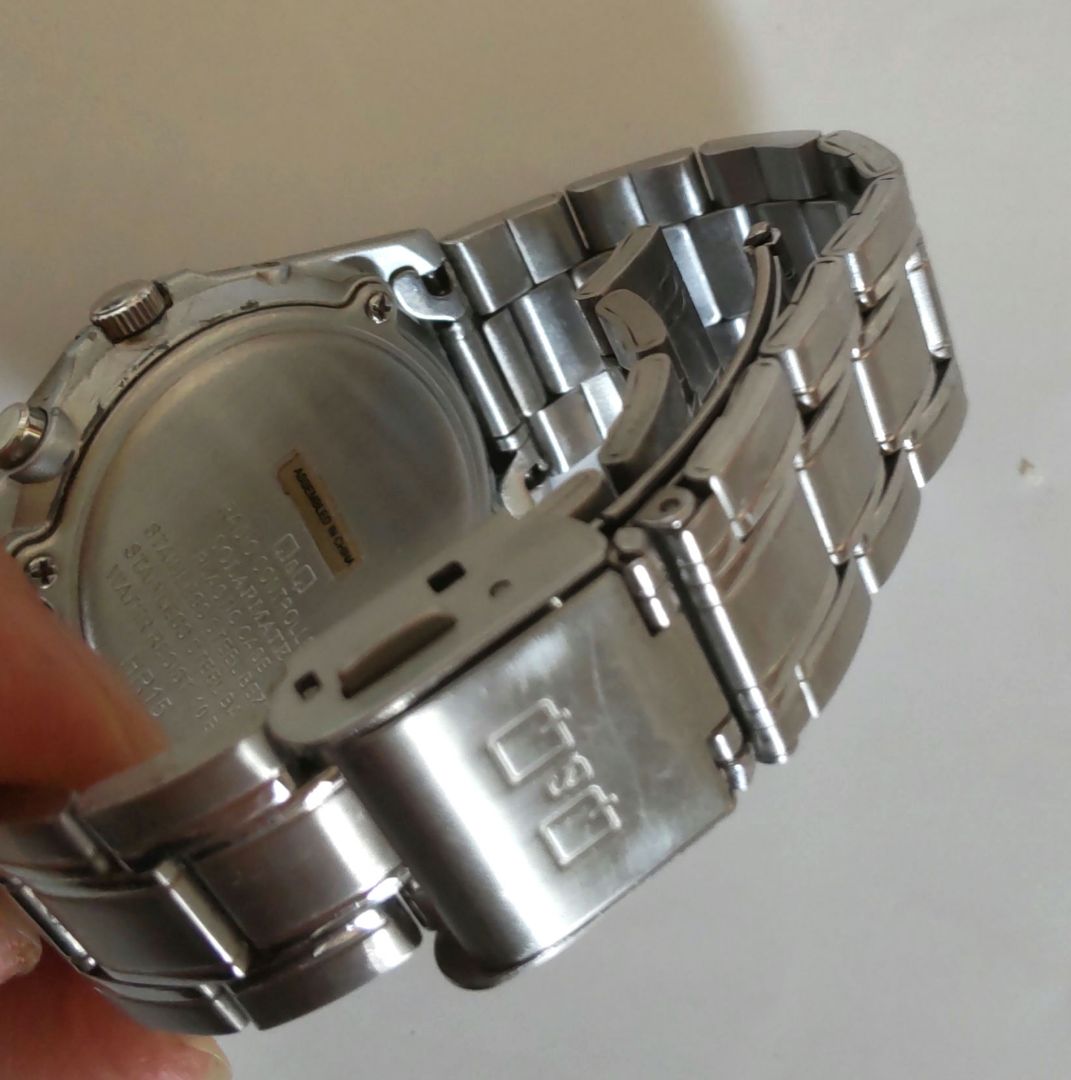 Citizen Q&Q Analog Solar Men