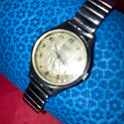 Seiko Analog Quartz Women Antique Old Women's Watch Steel Metal Band