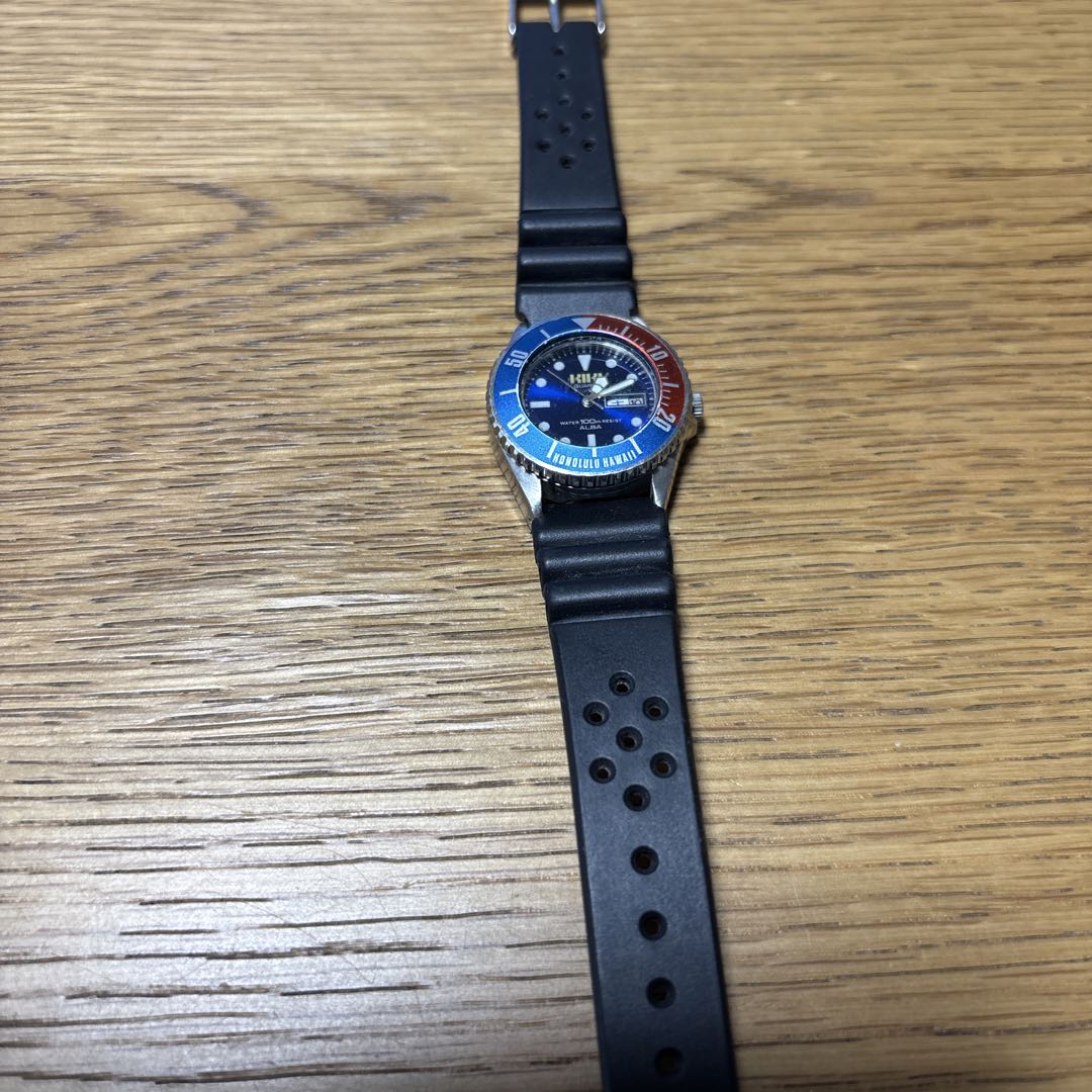 Kiki Analog Quartz Women
