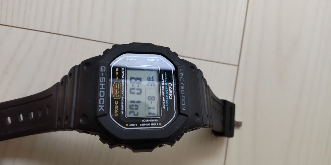 G-Shock 5600 DW-5600E Digital Quartz Men Dw-E