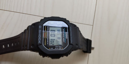 G-Shock 5600 DW-5600E Digital Quartz Men Dw-E