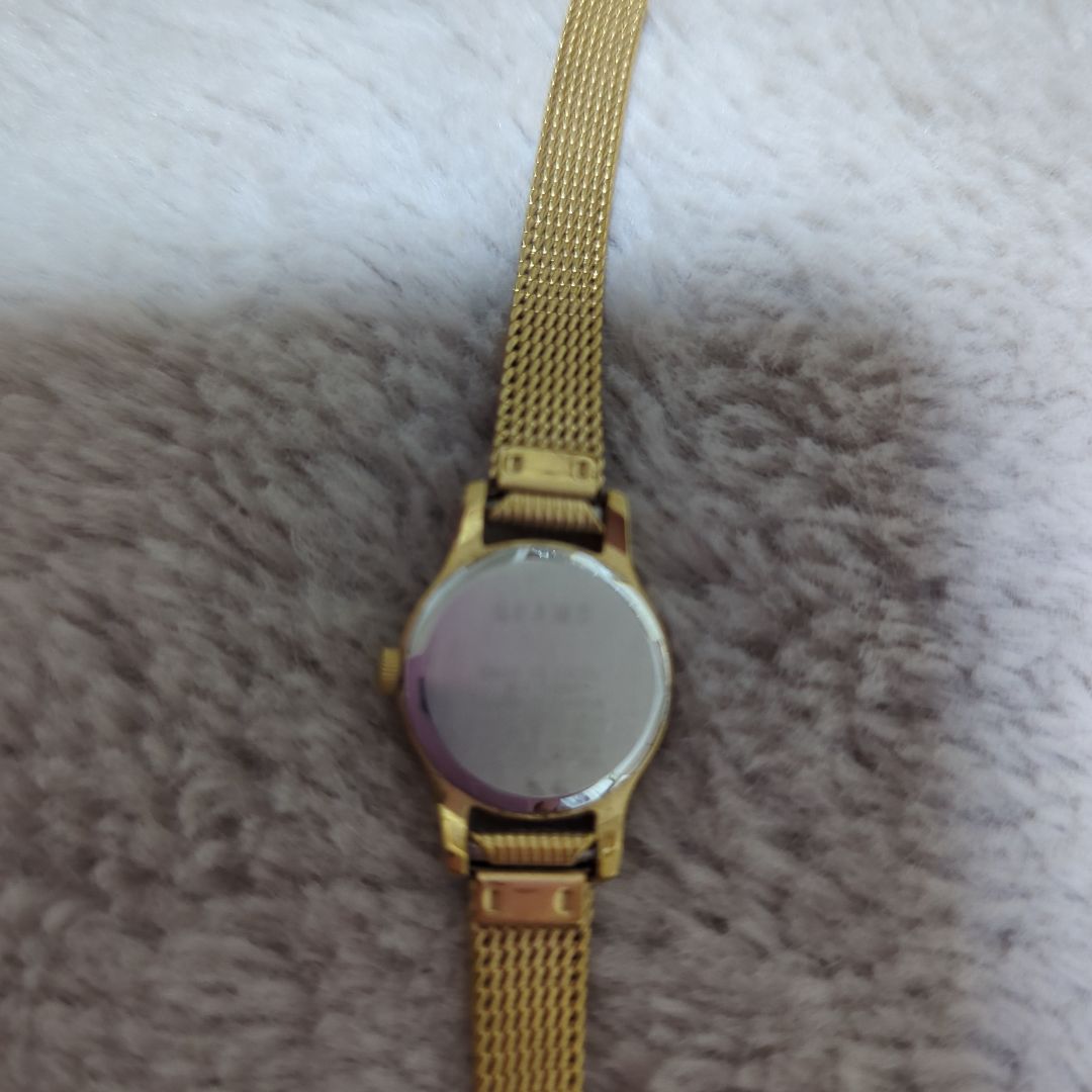 Analog Quartz Women