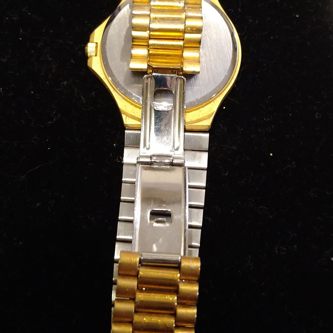 BULOVA Analog Mechanical (Manual) Women