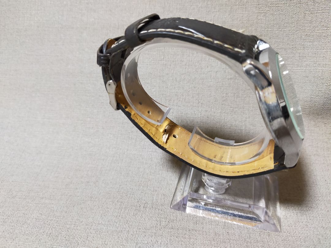 Amber Time Analog Quartz Men
