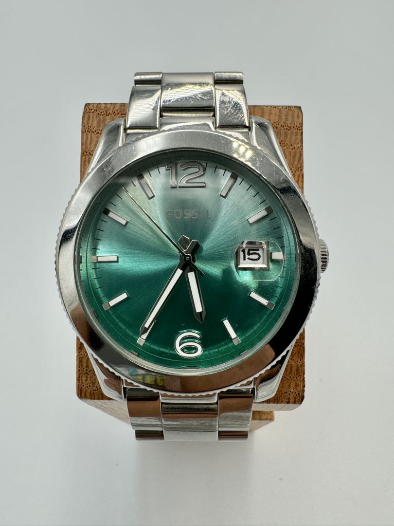Fossil Analog Quartz Men Watch Gradient Dial Es3779