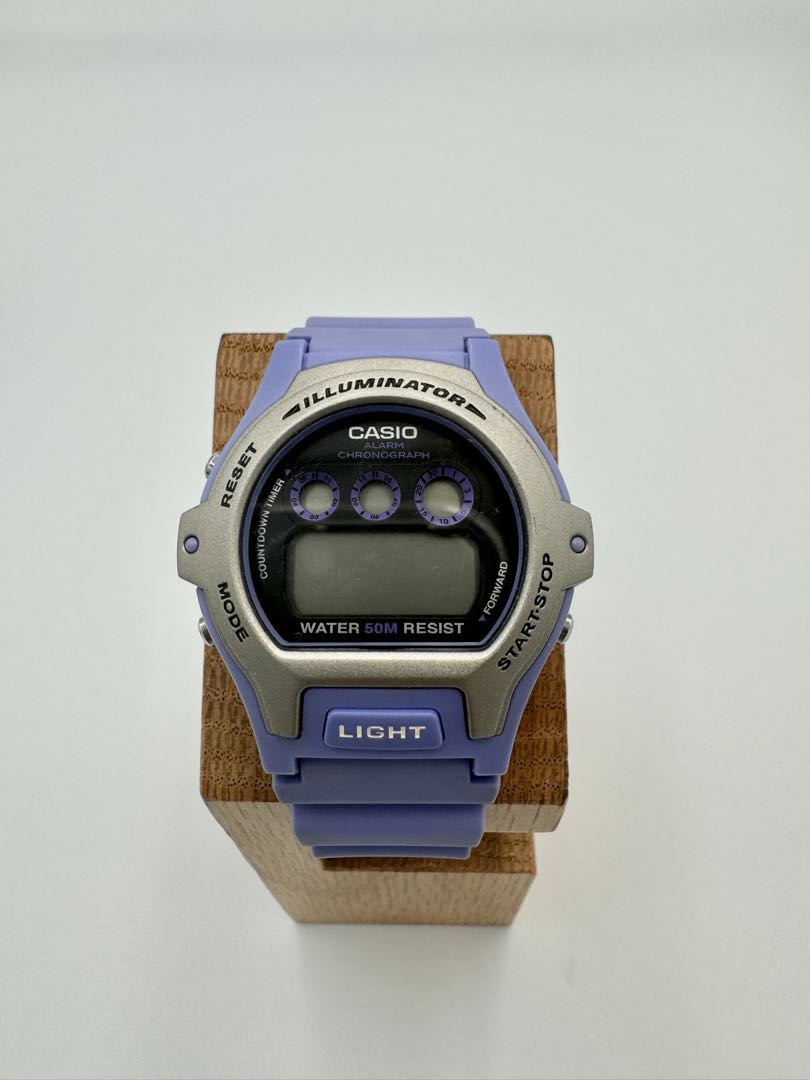 Casio Illuminator LW-202H Digital Quartz Women