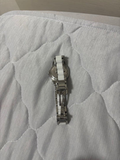Analog Quartz Women