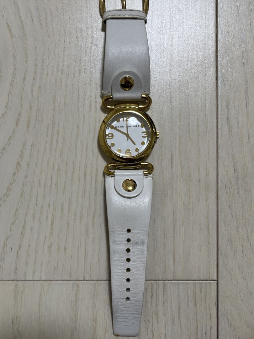 Analog Quartz Women