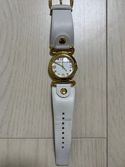 Analog Quartz Women