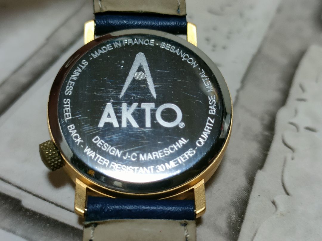 Acteo Analog Quartz Women