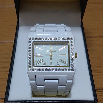 Cecil Mcbee Analog Quartz Women