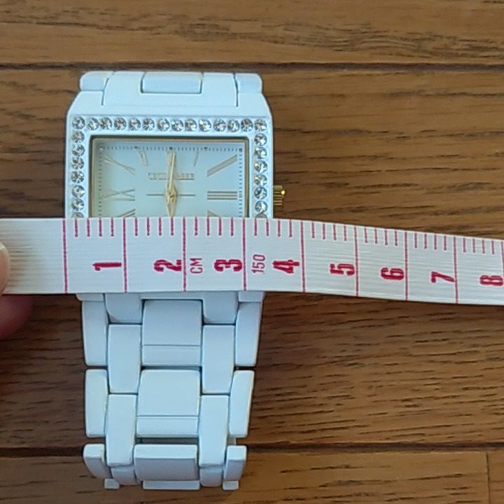 Cecil Mcbee Analog Quartz Women