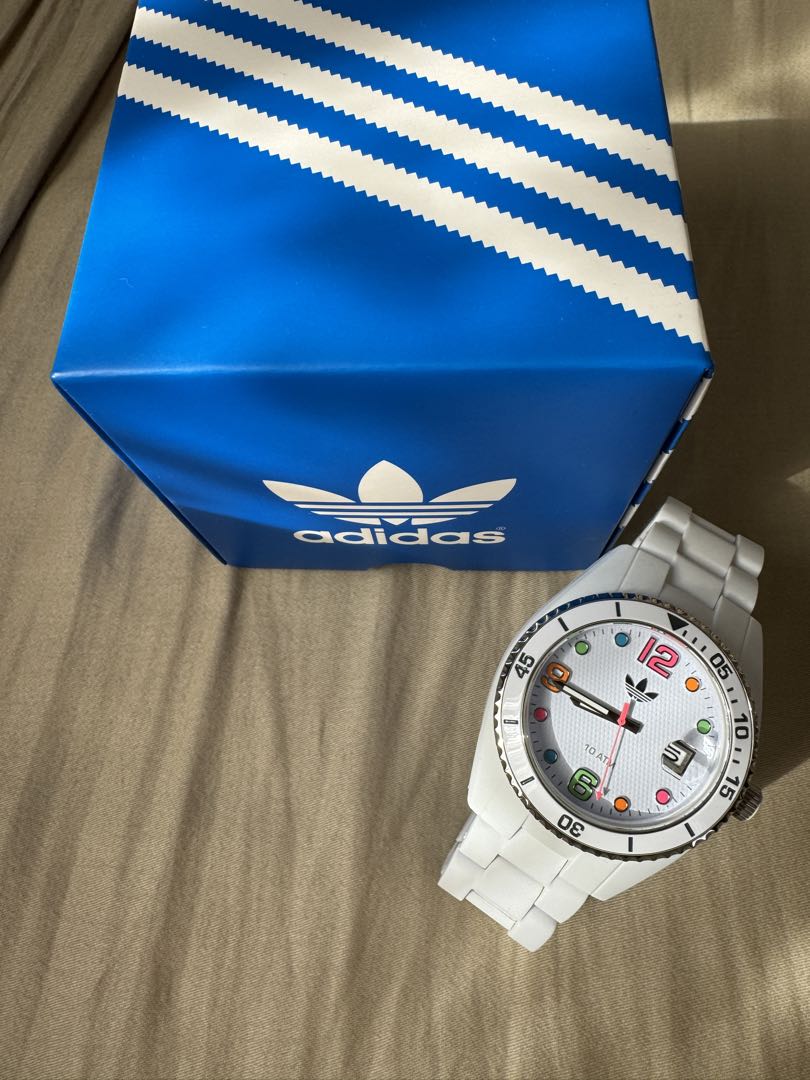 Adidas Analog Quartz Unisex