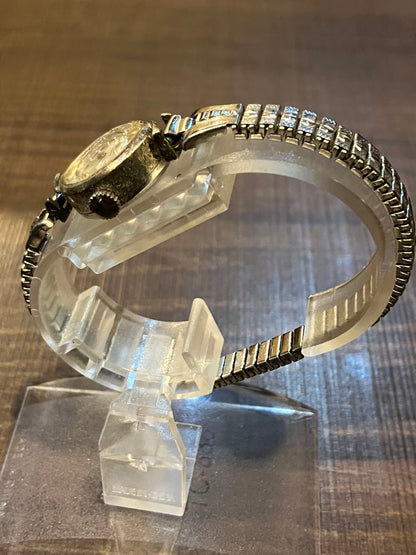 Seiko Diashock Analog Mechanical (Manual) Women