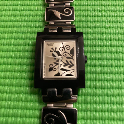 Swatch Analog Quartz Women
