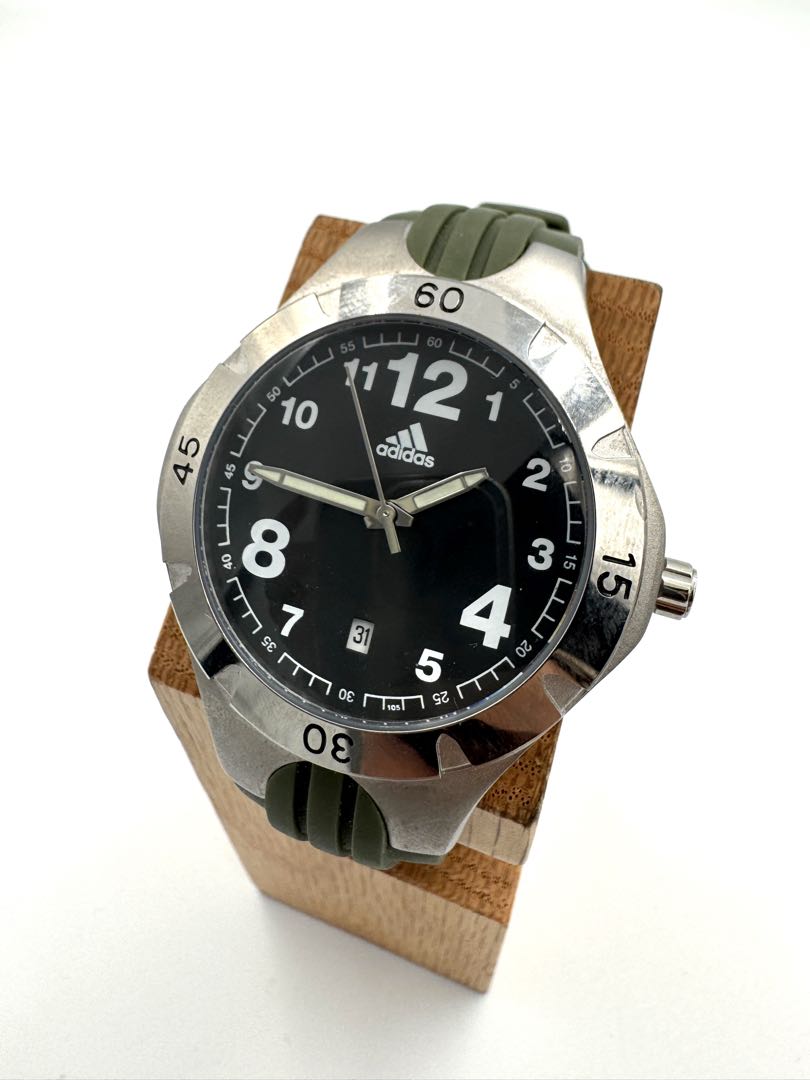 Adidas 10-5002 Analog Quartz Men Watch Excellent Condition