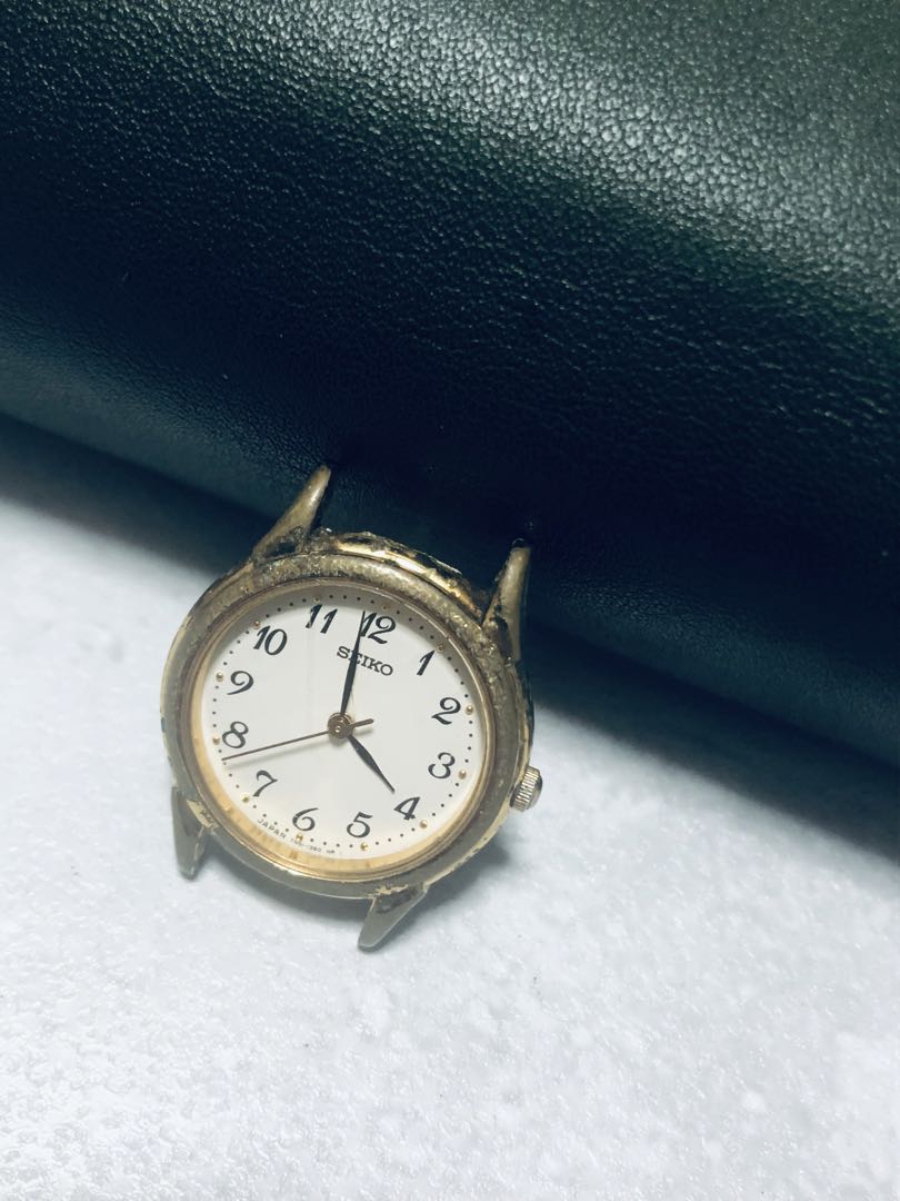 Seiko 7N01-6880 Analog Mechanical (Manual) Women