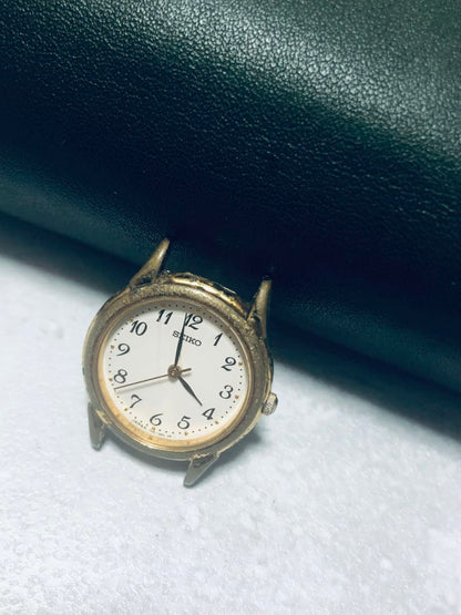 Seiko 7N01-6880 Analog Mechanical (Manual) Women