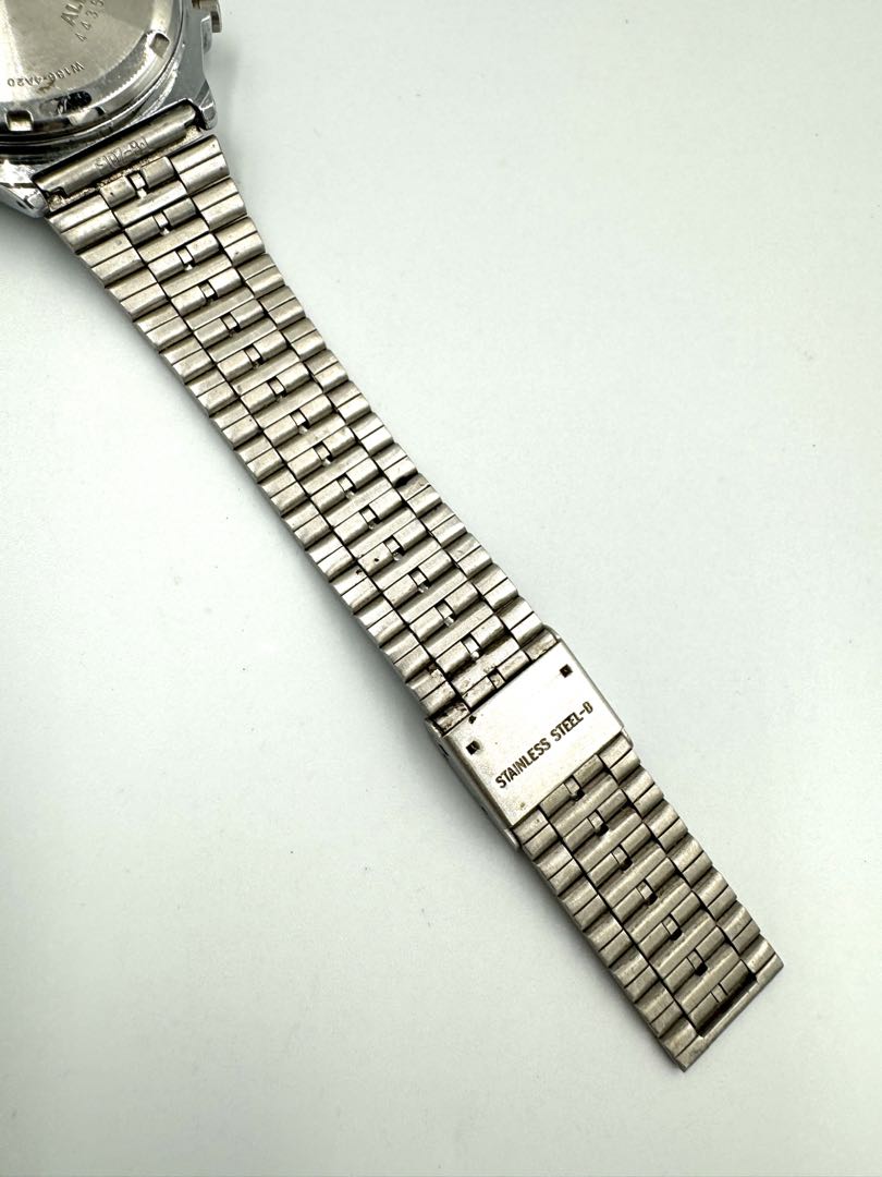 Seiko Alba W136-4A20 Digital Quartz Men