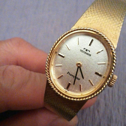 Technos Analog Mechanical (Manual) Women