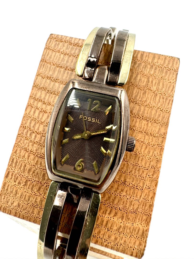 Fossil F2 Analog Quartz Women Watch