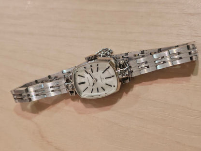 Seiko Analog Mechanical (Manual) Women