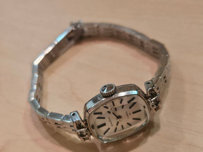 Seiko Analog Mechanical (Manual) Women