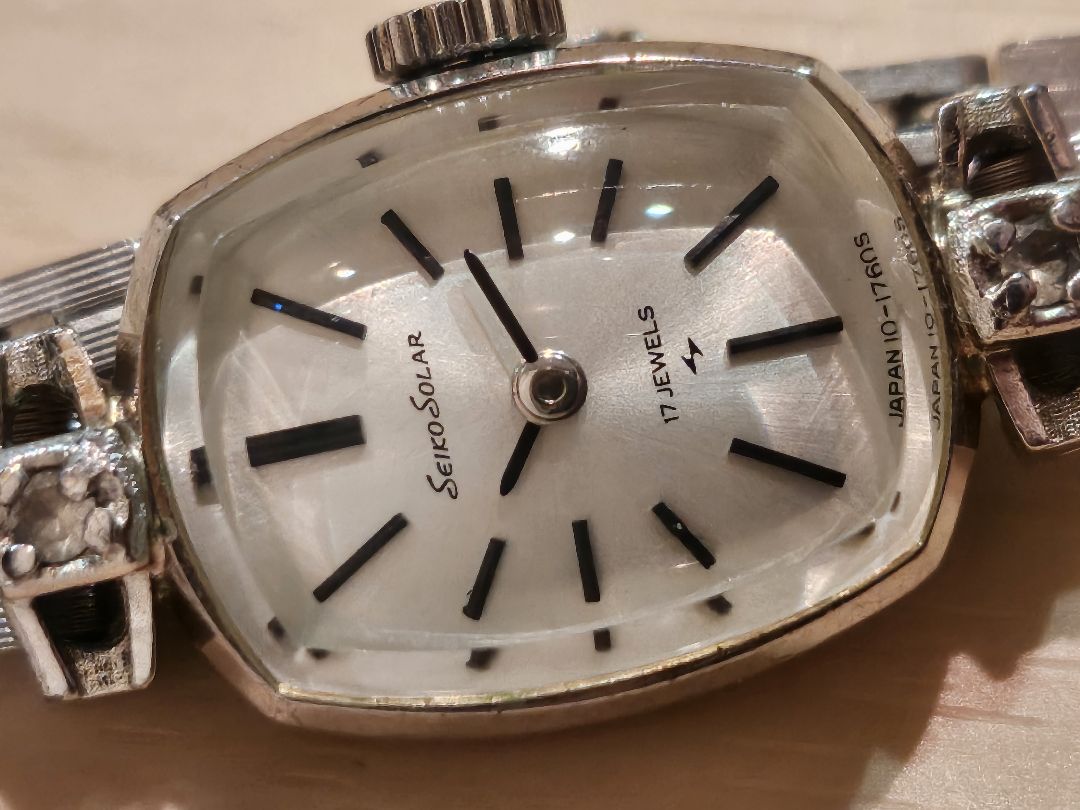 Seiko Analog Mechanical (Manual) Women