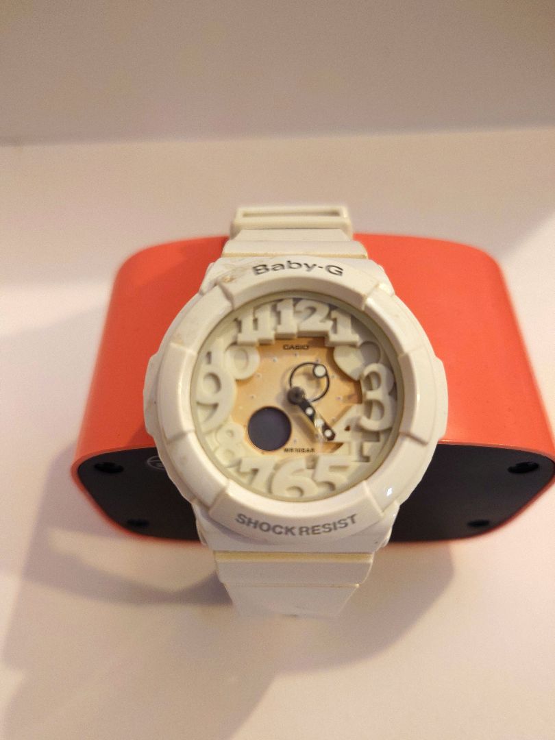 G-Shock Baby-G BGA-131 Digital-Analog Quartz Women