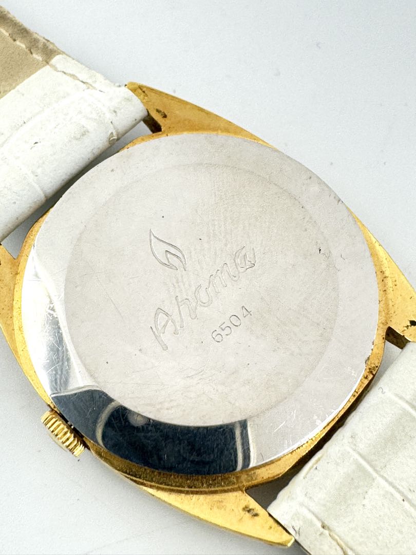 Aroma Analog Mechanical (Manual) Women Swiss Made Manual Winding Watch