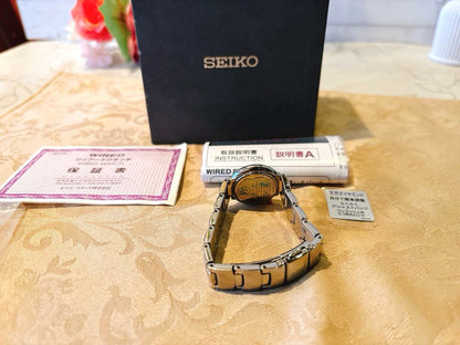 Seiko wired Analog Quartz Women