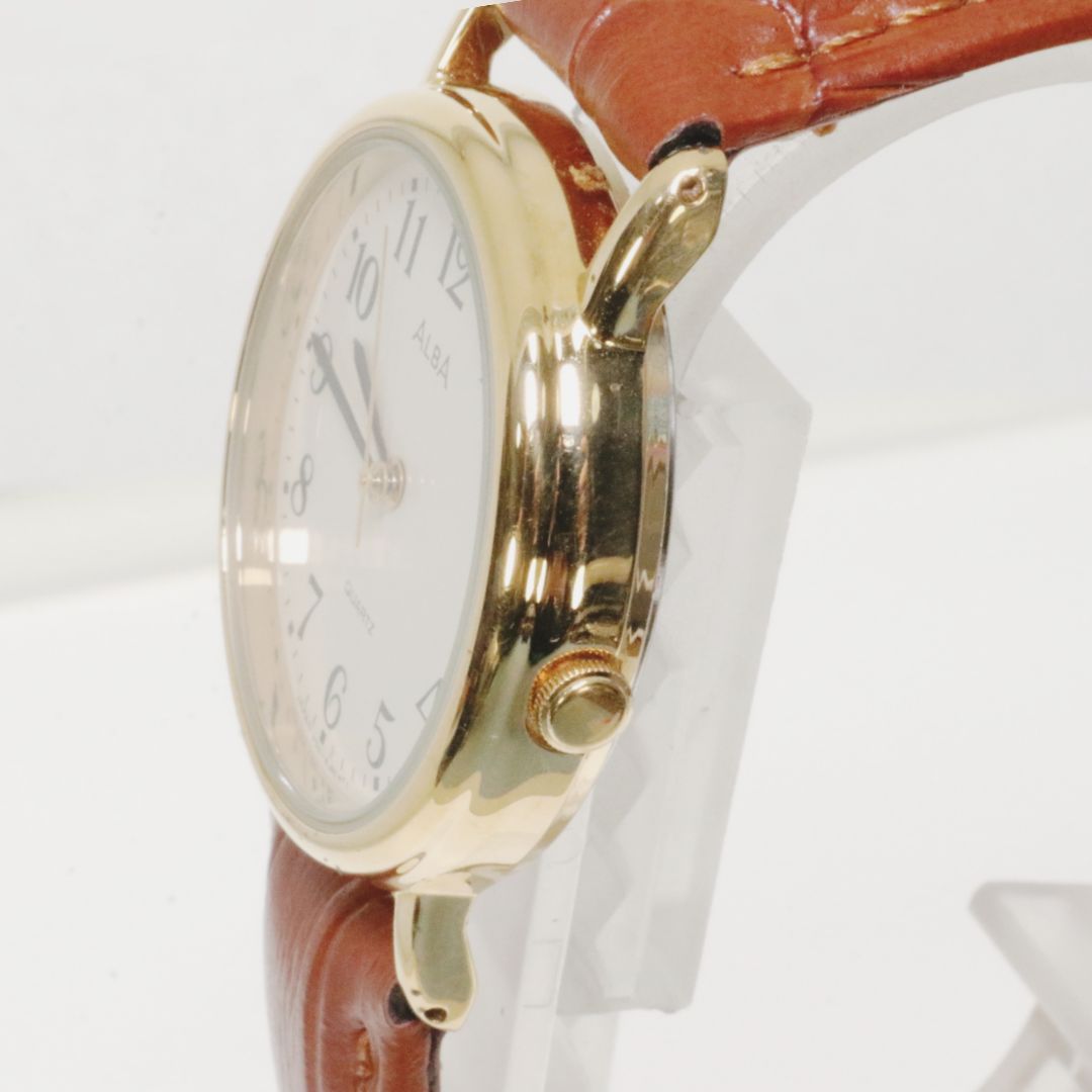 Seiko Alba V501-6B90 Analog Quartz Men Men'S Wristwatch Gold Tone Case Brown Leather Band