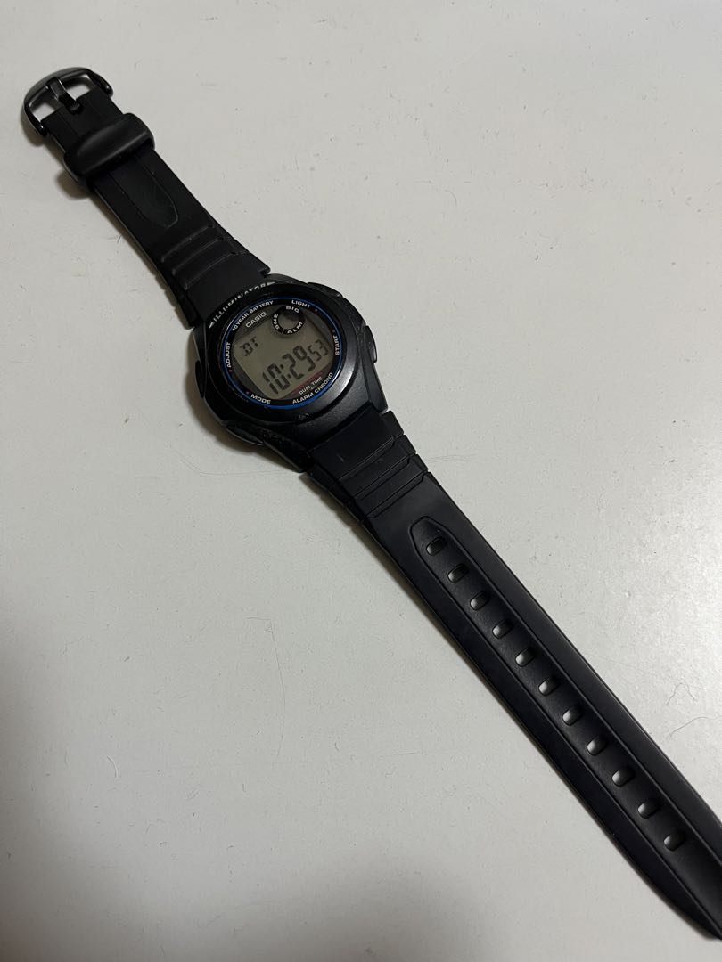 Casio F-200 Digital Quartz Men